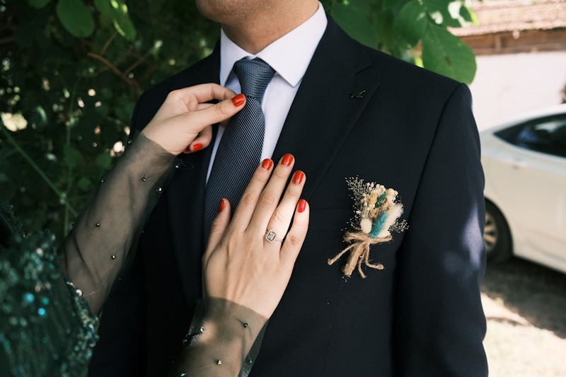 The Role of Accessories in Wedding Photography