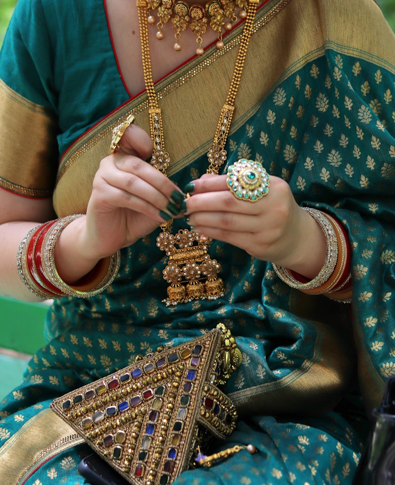 Exploring Bridal Accessories for Diverse Cultures and Traditions