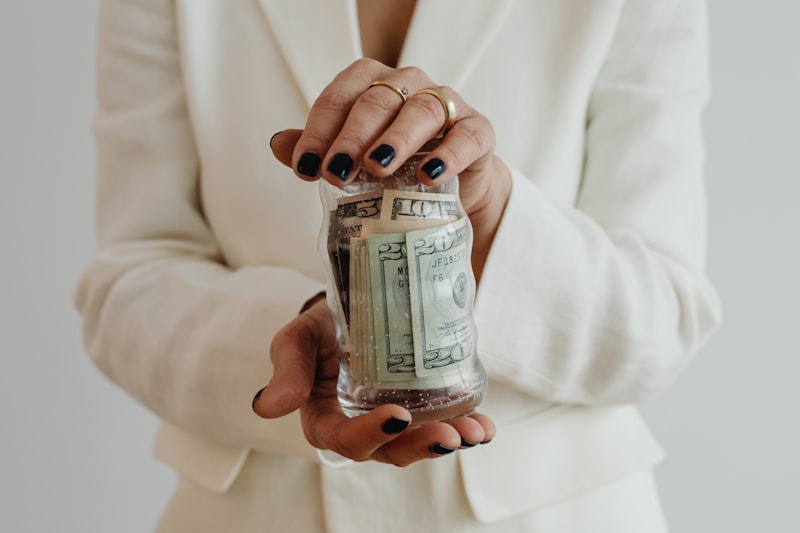 Mastering Cash Flow Management in the Wedding Industry