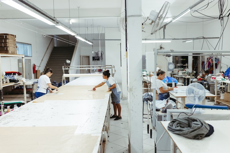 Building Trust with Fabric Suppliers: Key Strategies for Success